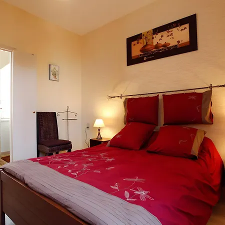 La De Cecile Bed & Breakfast